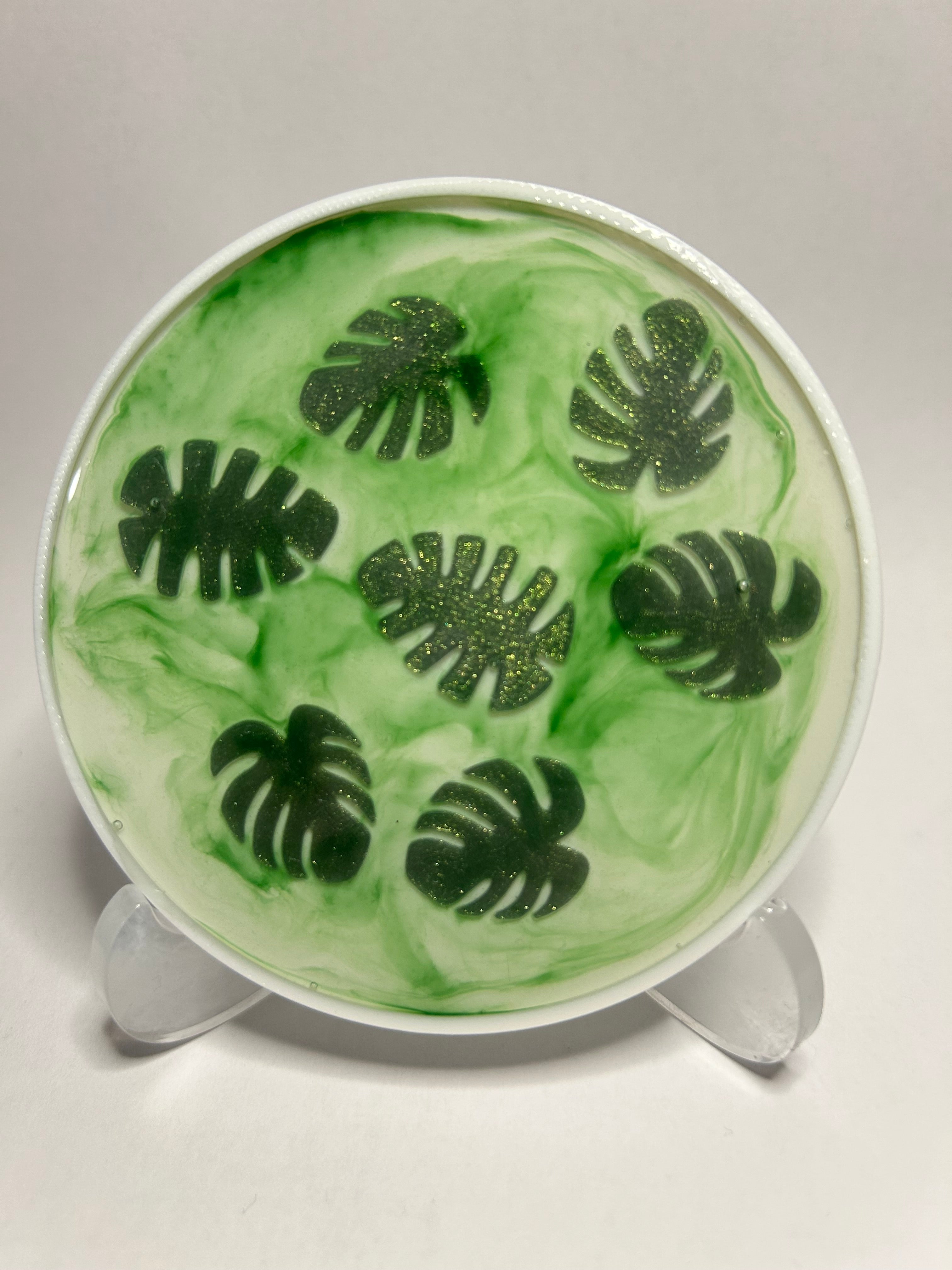 Tassenuntersetzer „Tropical Green“ 🌿 – handgemacht aus Epoxidharz